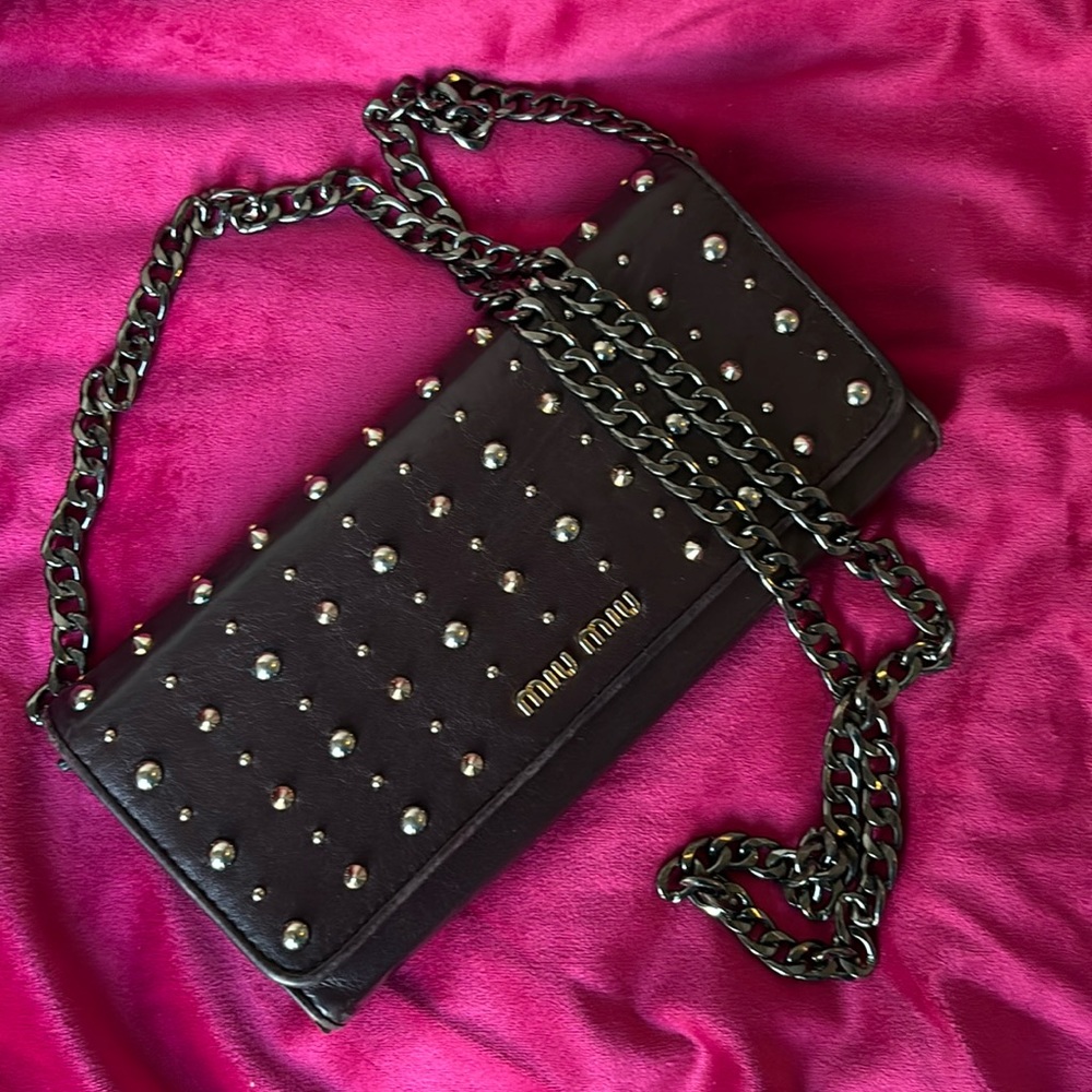 💜 MIU MIU Purple stud wallet